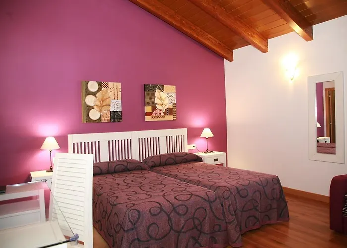 Pensión La Casa Vieja 3*