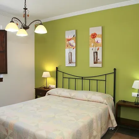 La Casa Vieja 3*