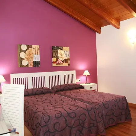 Guest house La Casa Vieja 3*